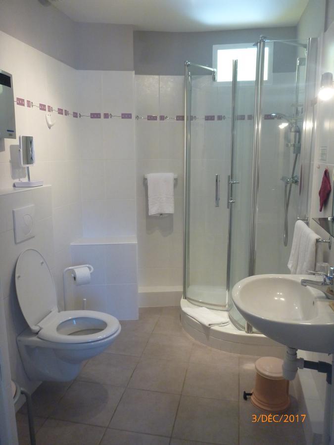 Logis Hotel Les Tilleuls Saint-Cirgues-de-Jordanne Екстер'єр фото