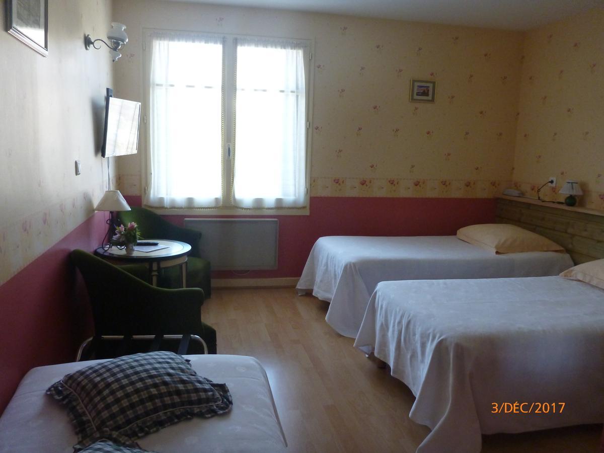 Logis Hotel Les Tilleuls Saint-Cirgues-de-Jordanne Екстер'єр фото